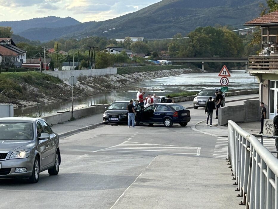 nezgodanauscu1010124