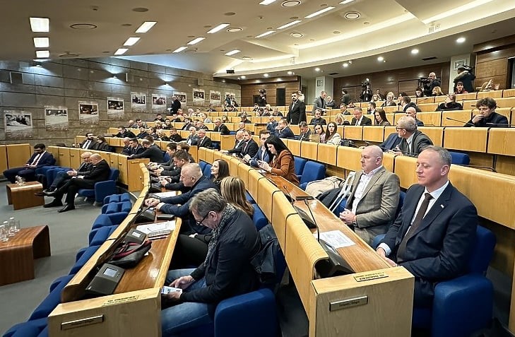 zastupnickidom_aliefendic_1